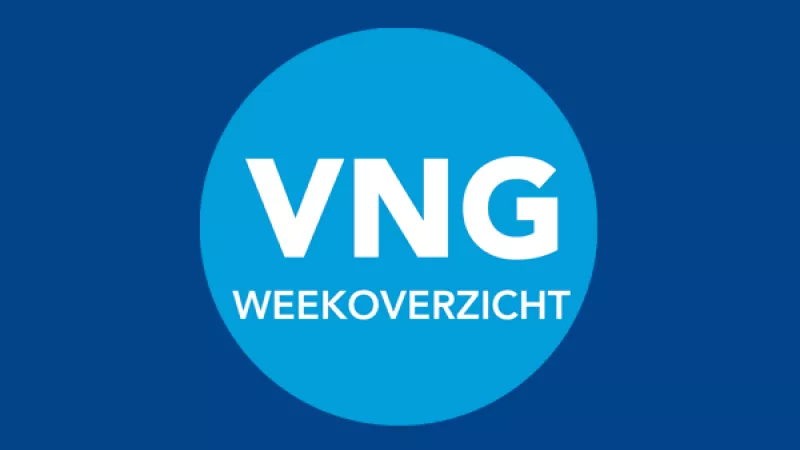 Lichtblauwe bol met de tekst VNG Weekoverzicht, op een donkerblauwe achtergrond